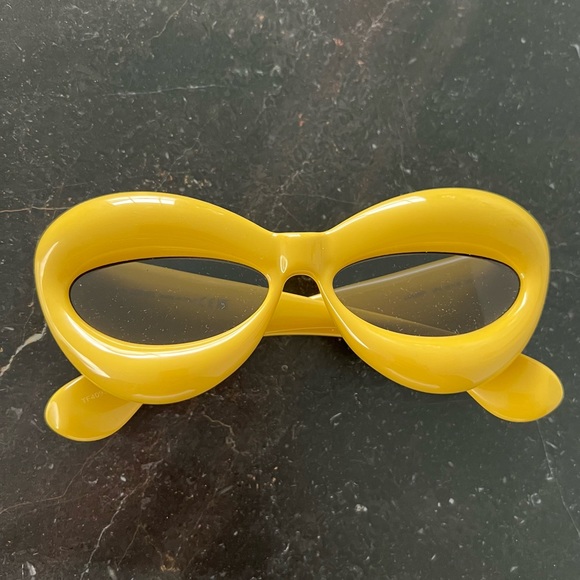 Loewe Accessories - LOEWE INFLATED INJECTION PLASTIC CAT-EYE SUNGLASSES